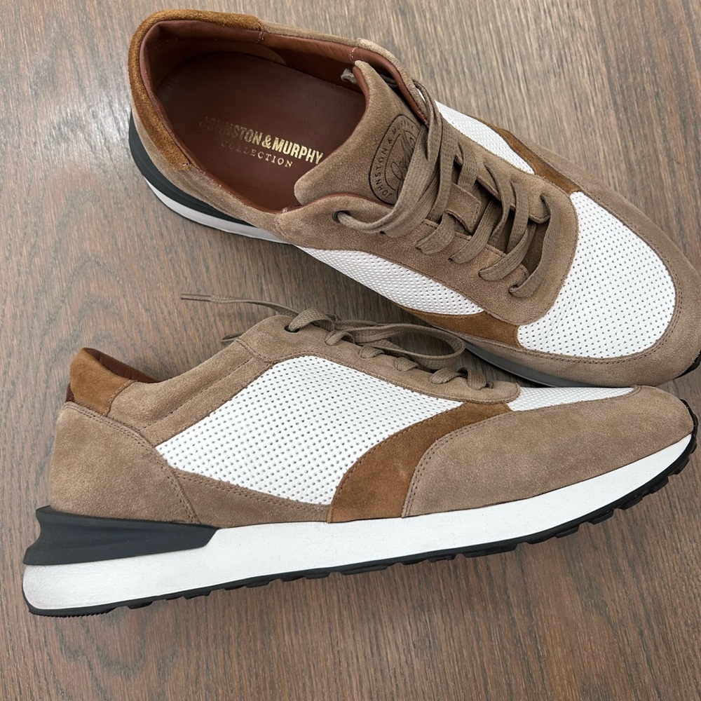 Johnston & Murphy Mens Taupe and White Suede Running Sneaker